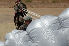 Demonstration des militaires parachutistes 2e RPIMa