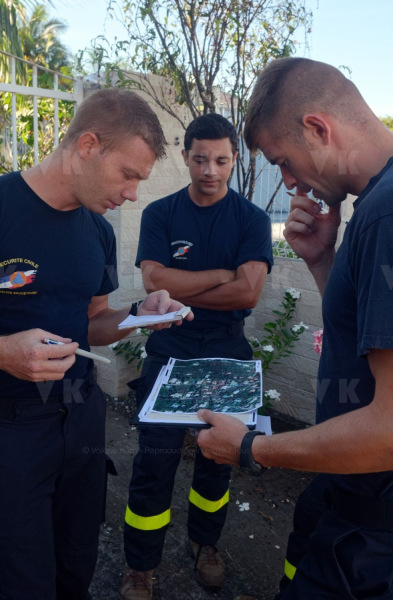 Les FORMISC engages dans la lutte contre la dengue a La Reunion. The Civil Security soldiers (FORMISC) engaged in the fight against dengue at La Reunion