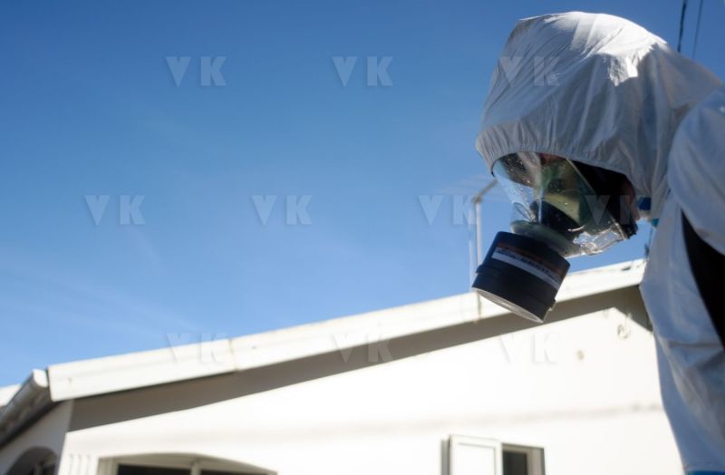 Les FORMISC engages dans la lutte contre la dengue a La Reunion. The Civil Security soldiers (FORMISC) engaged in the fight against dengue at La Reunion
