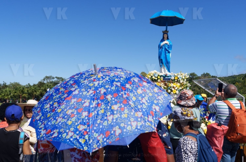 Messe de l'assomption a La Reunion. Mass of the Assumption in La Reunion.