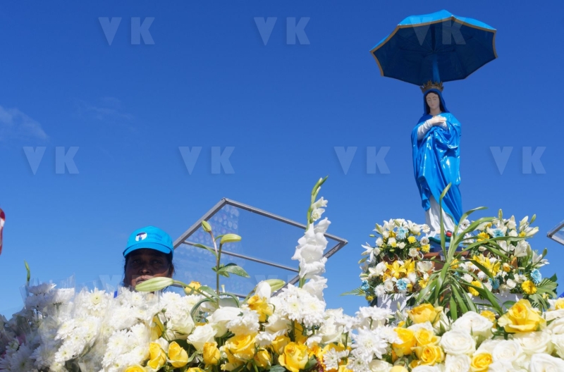 Messe de l'assomption a La Reunion. Mass of the Assumption in La Reunion.