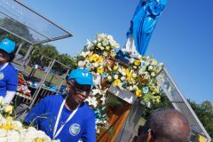 Messe de l'assomption a La Reunion. Mass of the Assumption in La Reunion.
