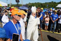 Messe de l'assomption a La Reunion. Mass of the Assumption in La Reunion.