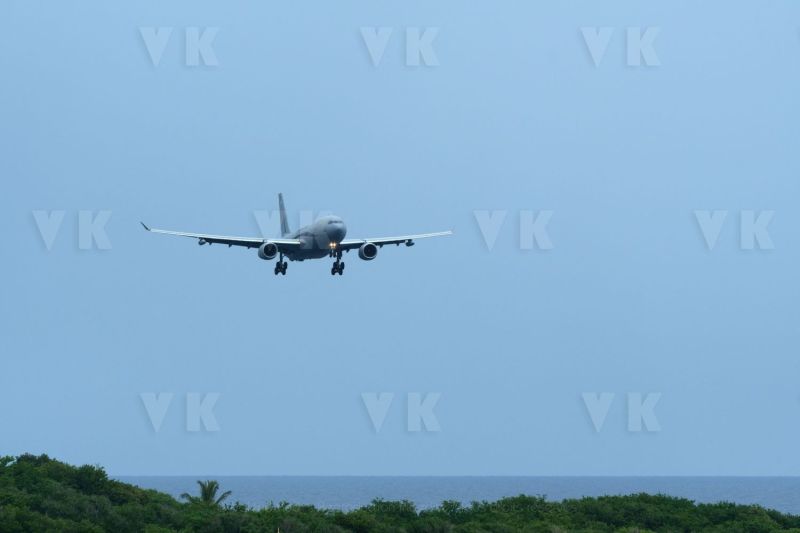 Rafale et ravitailleur MRTT a La Reunion dans le cadre de la mission SHIKRA. Rafale and MRTT refueller in La Reunion as part of the SHIKRA mission.