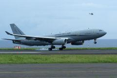 Rafale et ravitailleur MRTT a La Reunion dans le cadre de la mission SHIKRA. Rafale and MRTT refueller in La Reunion as part of the SHIKRA mission.