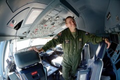 Le nouveau ravitailleur MRTT Phenix et deux Rafale de l'Armee de l'Air a La Reunion