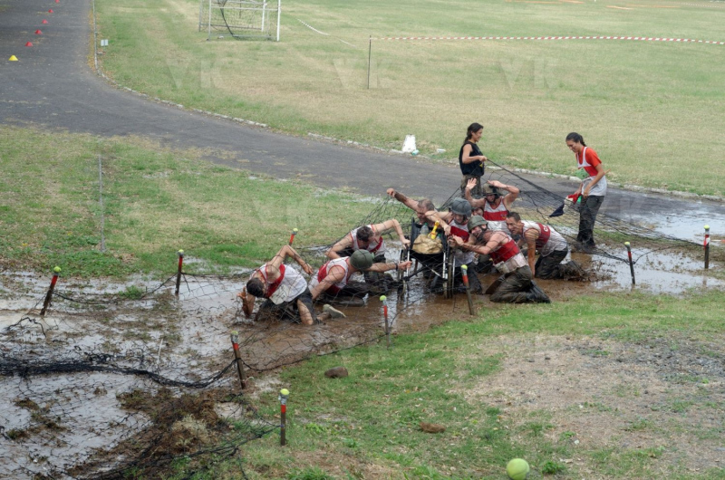 Course a obstacles du 2e RPIMa