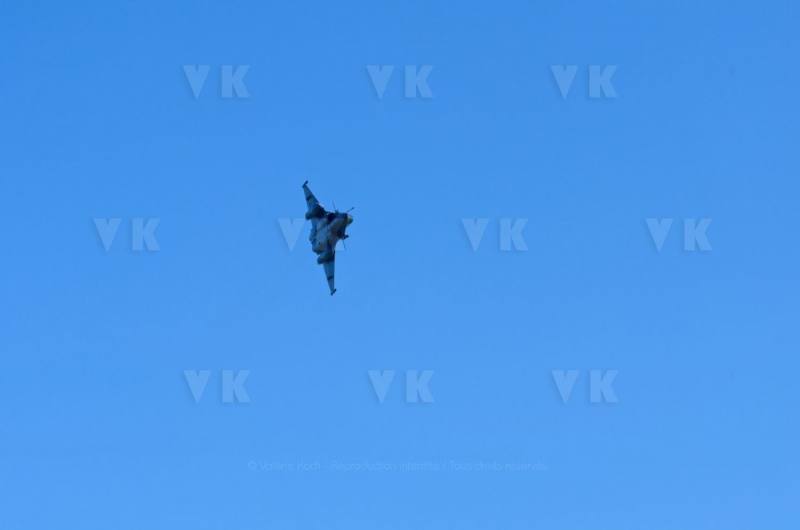 Demonstration avion militaire RAFALE
