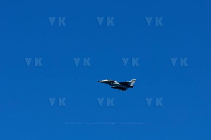 Demonstration avion militaire RAFALE