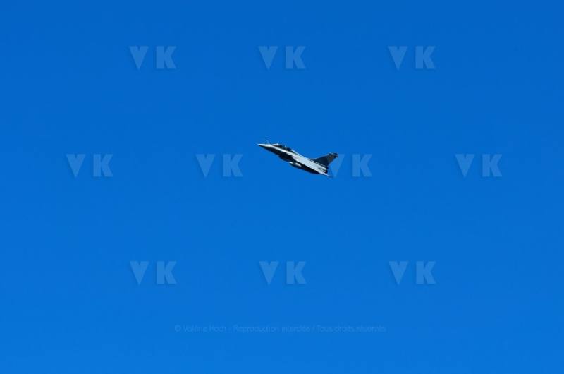 Demonstration avion militaire RAFALE