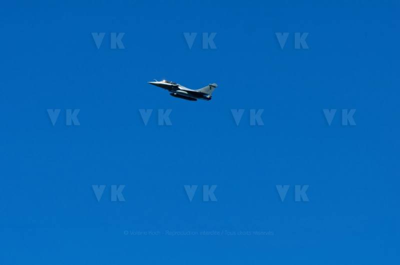Demonstration avion militaire RAFALE