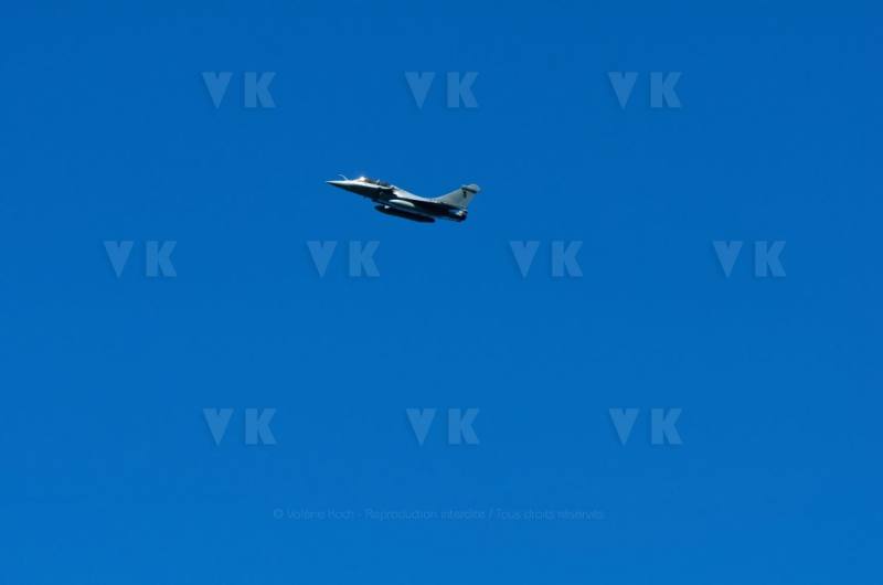 Demonstration avion militaire RAFALE