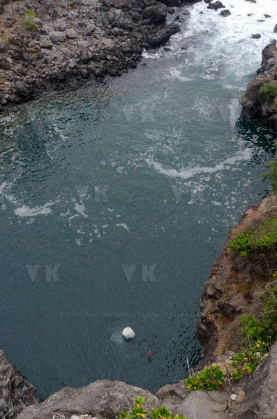 Recuperation d'armes en embouchure de riviere par la gendarmerie