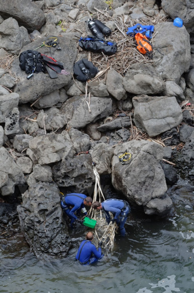 Recuperation d'armes en embouchure de riviere par la gendarmerie