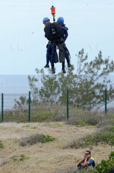 Recuperation d'armes en embouchure de riviere par la gendarmerie