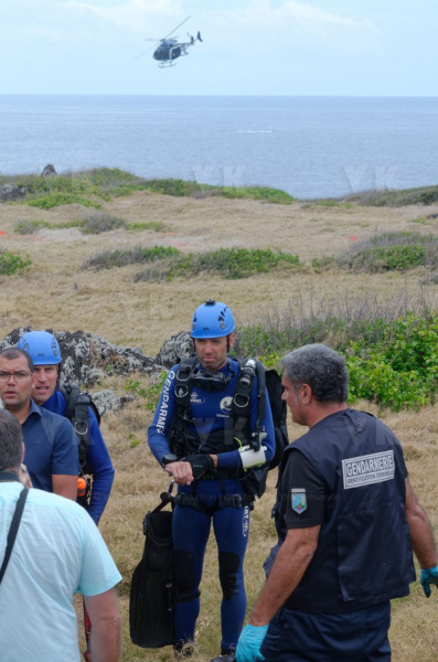 Recuperation d'armes en embouchure de riviere par la gendarmerie