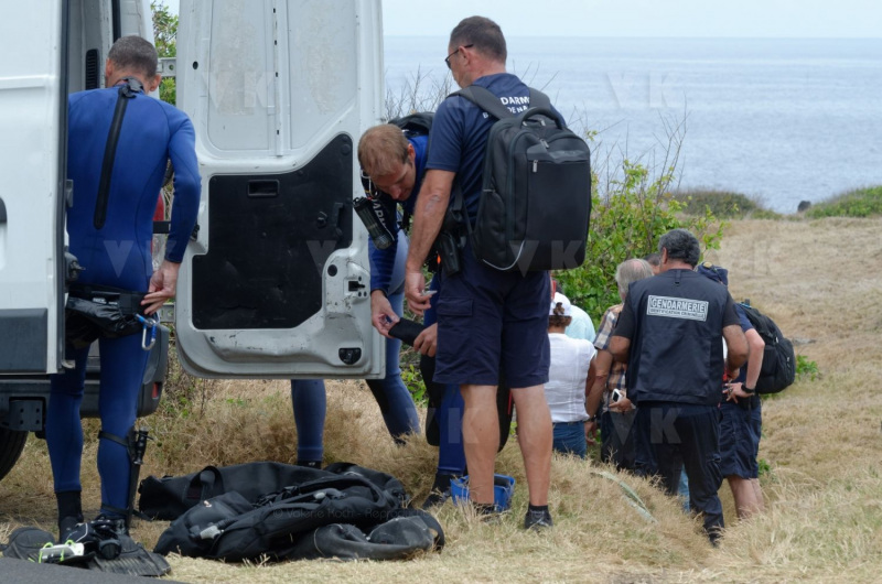 Recuperation d'armes en embouchure de riviere par la gendarmerie