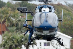 Recuperation d'armes en embouchure de riviere par la gendarmerie