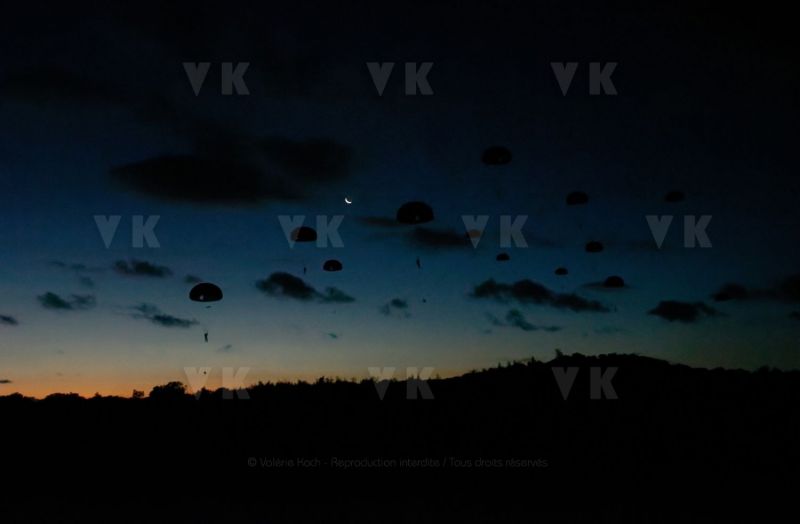 Sauts de nuit avec le 2e RPIMa