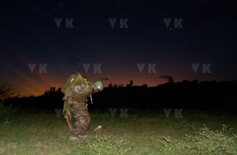 Sauts de nuit avec le 2e RPIMa