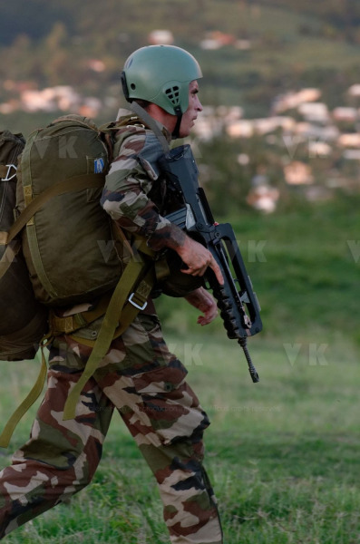 Sauts de nuit avec le 2e RPIMa