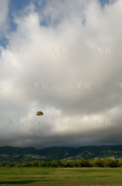 Sauts de nuit avec le 2e RPIMa