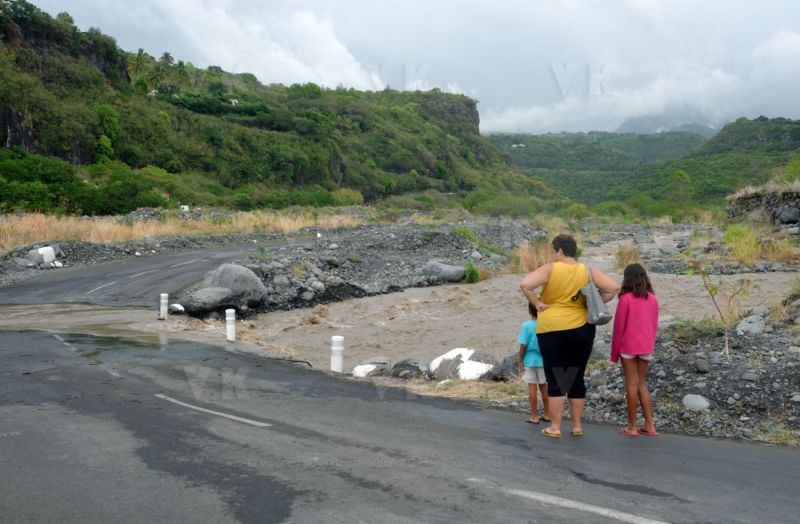 Tempete tropicale moderee Carlos