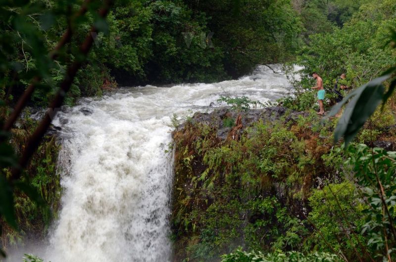 Tempete tropicale moderee Carlos