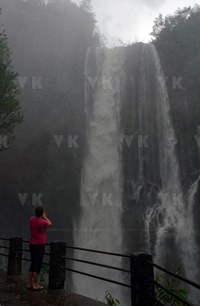 Tempete tropicale moderee Carlos