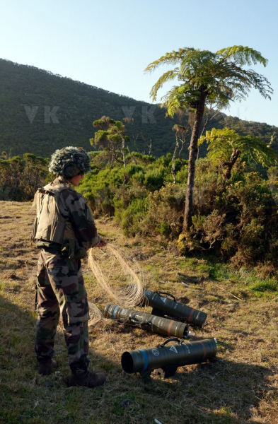 Tirs de missiles ERYX