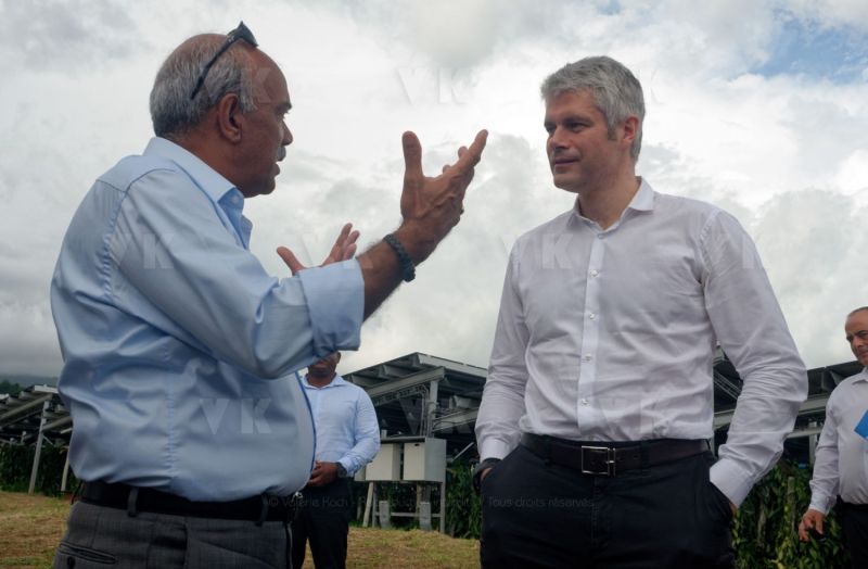 Laurent Wauquiez en deplacement a La Reunion