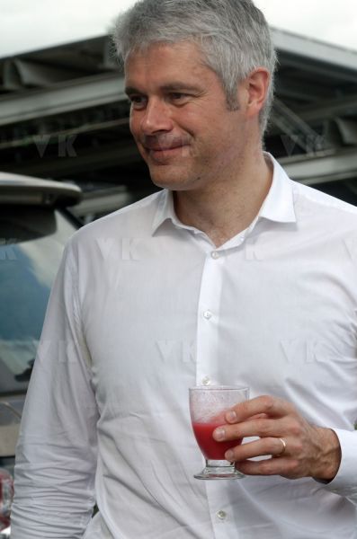 Laurent Wauquiez en deplacement a La Reunion