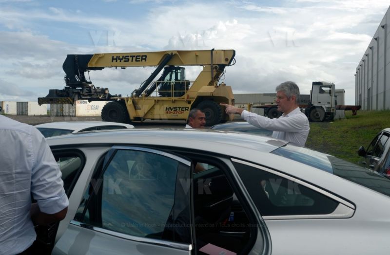 Laurent Wauquiez en deplacement a La Reunion