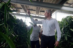 Laurent Wauquiez en deplacement a La Reunion