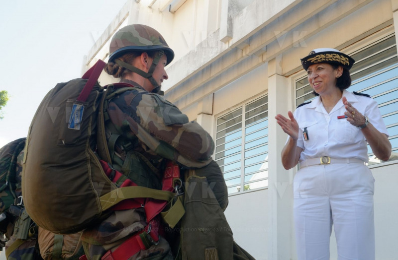 La directrice centrale du SSA au 2e RPIMa