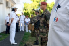 La directrice centrale du SSA au 2e RPIMa