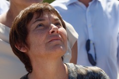 Pour terminer sa visite de 5 jours a La Reunion, la ministre de l'Outre-Mer Annick Girardin, a rencontre les familles des victimes d'attaque de requins et suivi une presentation et demonstration du dispositif vigie requin renforce sur la plage de l'Hermitage a Saint-Gilles-les-Bains.