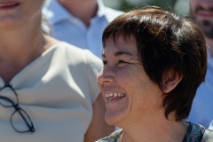 Pour terminer sa visite de 5 jours a La Reunion, la ministre de l'Outre-Mer Annick Girardin, a rencontre les familles des victimes d'attaque de requins et suivi une presentation et demonstration du dispositif vigie requin renforce sur la plage de l'Hermitage a Saint-Gilles-les-Bains.