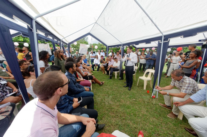 Benoit Hamon a La Reunion