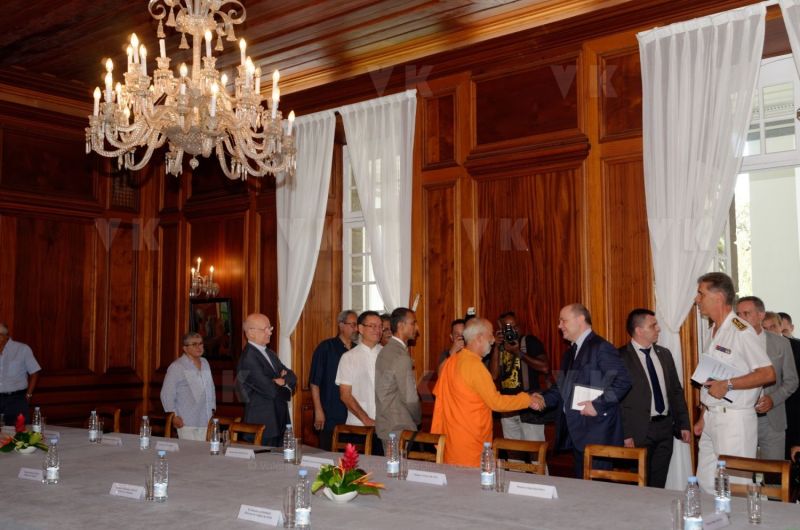 Le Ministre de l'Interieur Bruno Le Roux en visite officielle a La Reunion