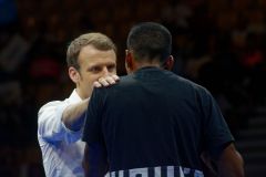 Emmanuel Macron a La Reunion