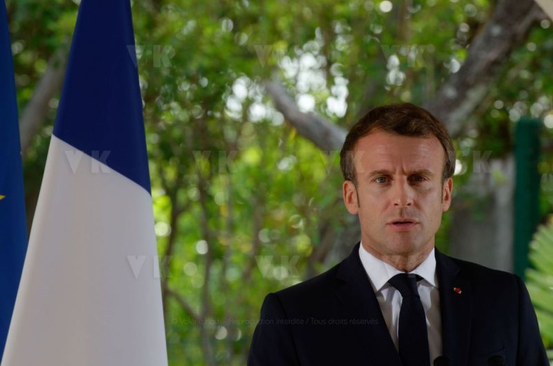 President Macron at Reunion-President Macron a La Reunion