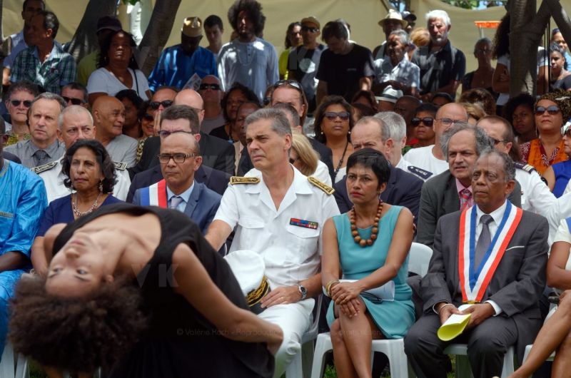 Commémoration de l'abolition de l'esclavage avec la MOM Ericka Bareigts