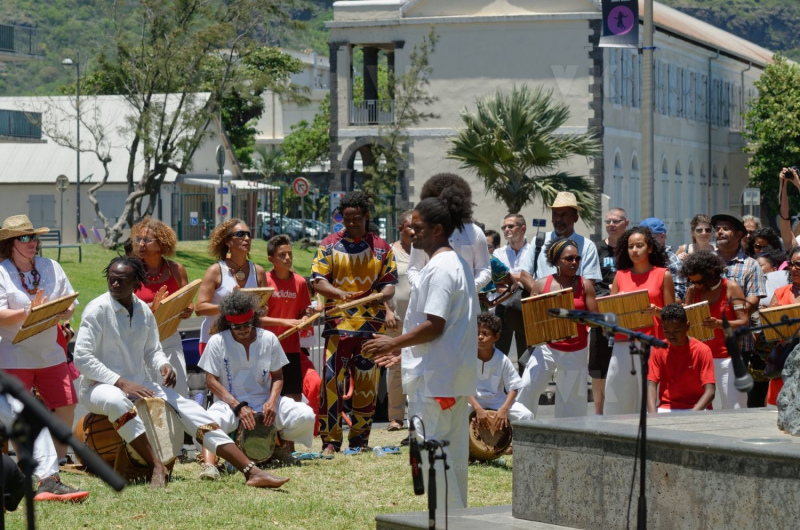 Commémoration de l'abolition de l'esclavage avec la MOM Ericka Bareigts