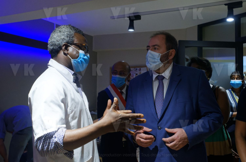 Francois BRAUN, ministre de la sante,  en deplacement a La Reunion