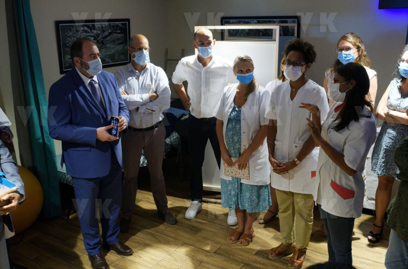 Francois BRAUN, ministre de la sante,  en deplacement a La Reunion