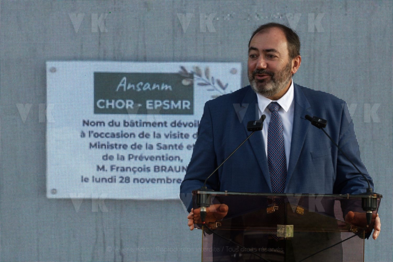 Francois BRAUN, ministre de la sante,  en deplacement a La Reunion