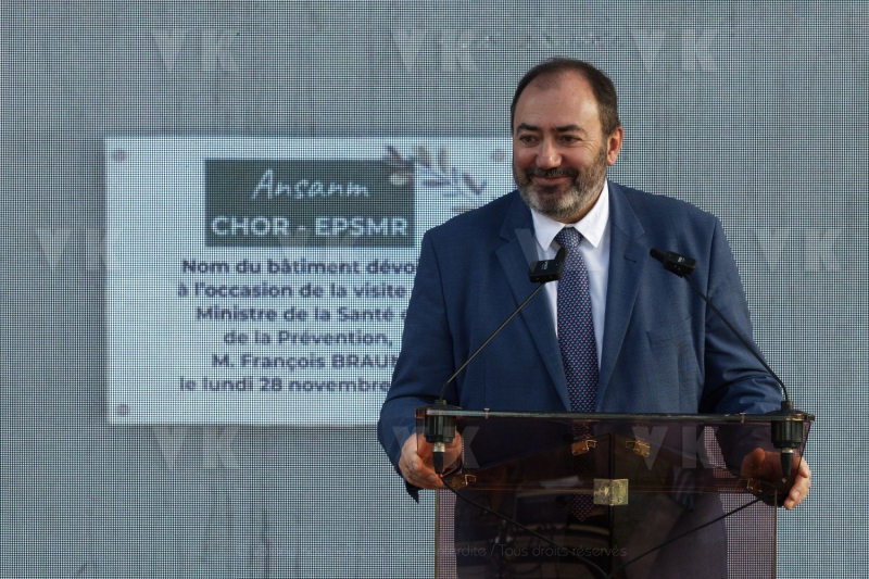 Francois BRAUN, ministre de la sante,  en deplacement a La Reunion