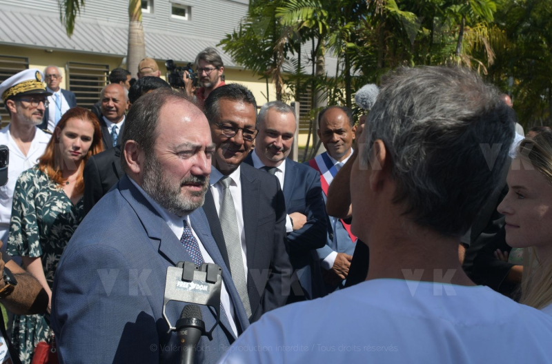 Francois BRAUN, ministre de la sante,  en deplacement a La Reunion