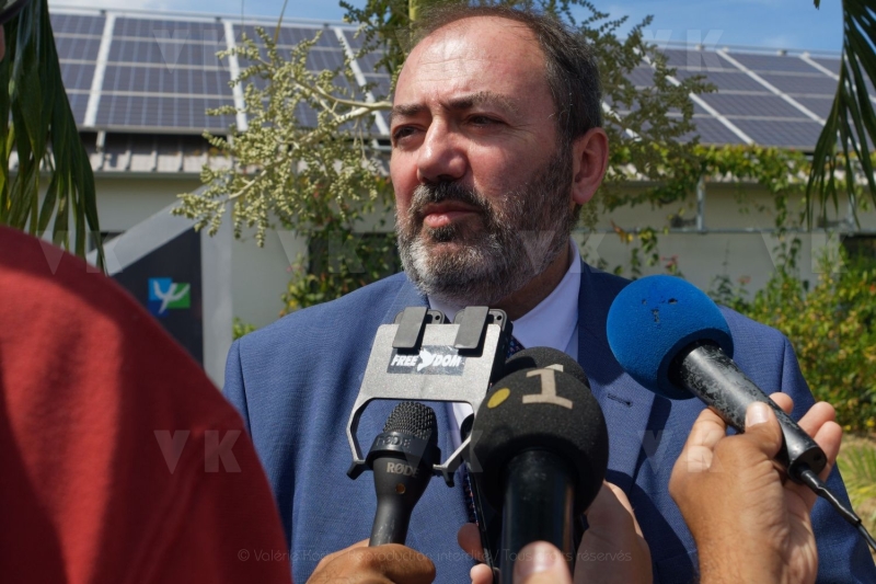 Francois BRAUN, ministre de la sante,  en deplacement a La Reunion